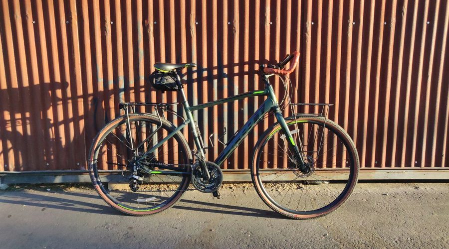 Guardajuramentos, mi bicicleta urbana y de cicloturismo